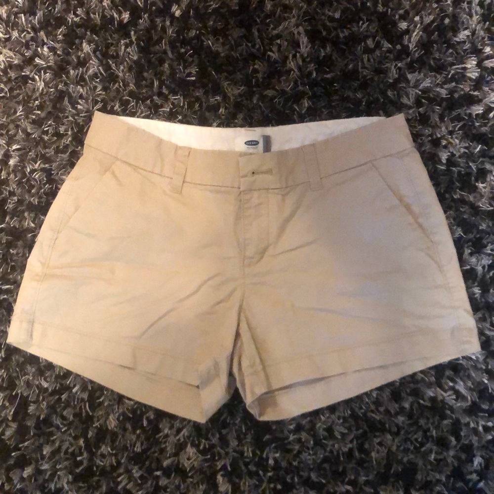 Old Navy khaki shorts